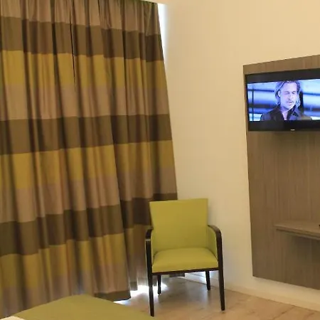 Szálloda Mondo Hotel