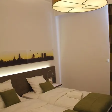 Mondo Hotel Szálloda *